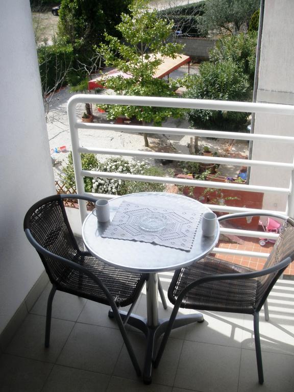 Apartment Venus 13 Ровин Екстериор снимка